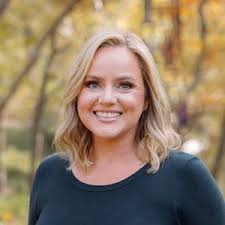 Shannon Blount's Instagram, Twitter & Facebook