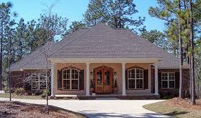 Arched doorways draw one into the. House Plan 51957 French Country Style With 2800 Sq Ft