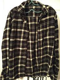 On fait un écart aujourd'hui, on va faire un tour dans le dressing de notre homme, et on emprunte une de ses chemises. Chemise D Hiver Pour Homme Vinted