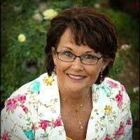 Dona Martin's Instagram, Twitter & Facebook