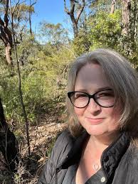 Can I please ask if we can support this young lady living in our community  who is trying to raise funds to give her mum a befitting send off.