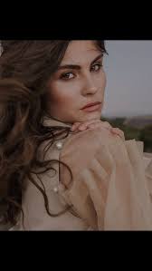 Interview : Model Anabelle Carette (France)