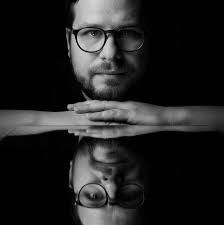 Geldautomat in Zwickau Oberplanitz gesprengt! 2 Täter gefasst. Die  Zwickauer Straße ist voll gesperrt! Update // 10:10 Uhr Zwei Täter wurden  auf dem Parkplatz des gegenüberliegenden Einkaufsmarktes durch zivile  Einsatzkräfte gestellt, eingekesselt