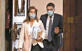 Mendes godinho apresenta sintomas ligeiros e está em confinamento domiciliário. Ministra Do Trabalho Testa Positivo A Covid 19 Coronavirus Jornal De Negocios