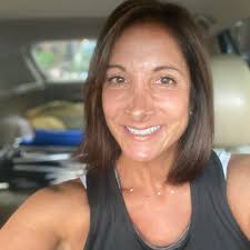 🤩🤩It is time to RISE up, ladies! 🔥🔥The new athletic line is here...and  it is amazing!! 👉🏼Please register here if you are new...