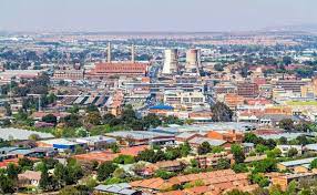 Bloemfontein is a name coined from the dutch words bloem's fountain, meaning fountain of flowers or blooming fountain. Bloemfontein South Africa Kleinstadt Stadt