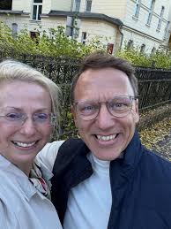 ✨ Heute fand bei sonnigem Spätsommerwetter der 49. Landesparteitag der CDU  Berlin auf dem EUREF-Campus statt. Herzlichen Glückwunsch 🥂🍾: 🙌 Kai  Wegner zur Wiederwahl als Landesvorsitzender 🙌 Danny Freymark zum  Mitgliedsbeauftragten im