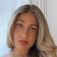 Kayla Michele's Instagram, Twitter & Facebook