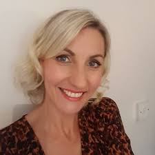 Erica Bennett (@EricabennettRTT)