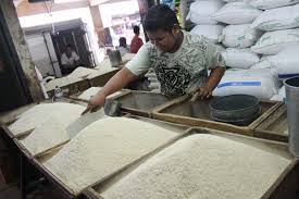 Manakala seksyen kawal selia padi dan beras telah ditubuhkan pada bulan julai tahun 1994 setelah lembaga padi dan beras negara (lpn) korporatkan. Ini Penyebab Harga Beras Di Indonesia Mahal Ekonomi Bisnis Com