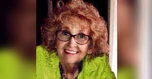 Glenda Ellsworth's Instagram, Twitter & Facebook