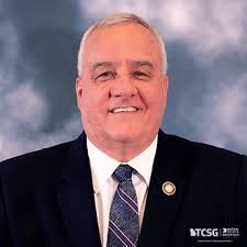 Mike Roby's Instagram, Twitter & Facebook