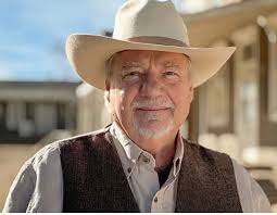 Paul Hutton's success is ongoing! Hutton joined Emily Baucum, the Alamo's  Associate Director of Public Relations and an award-winning storyteller  recognized by both the EMMY® and the Associated Press,