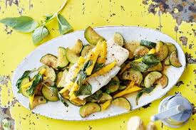 Zanderfilet Auf Zucchini Mango Gemuse Rezept Fit For Fun Rezept Zanderfilet Rezept Rezepte Einfache Gerichte