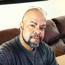 Warning about Outfitr company, suspicious business practices