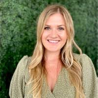 Robyn Perez's Instagram, Twitter & Facebook