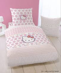 Bettwasche Hello Kitty Daisy Hello Kitty Bettwasche In Zarten Rosa Tonen Perfekt Fur Das Kinderzimmer Mad Hello Kitty Bettwasche Hello Kitty Madchenzimmer