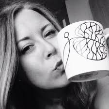 julia bach lindelöw (@jbachl)