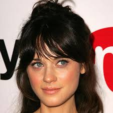 We asked kardashian family hair stylist andrew fitzimons how to curl hair easily without heat. 5 Types Of Bangs And How To Style Them