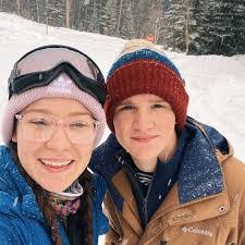 Melissa Lesage's Instagram, Twitter & Facebook