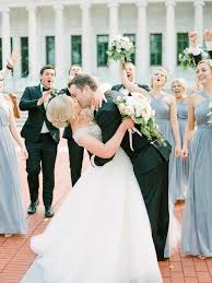 Modern Ethereal Wedding At Toledo Glass Pavilion In Ohio Ethereal Wedding Glass Pavilion Wedding