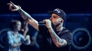 Nicky jam renews contract with sony music latin. Nicky Jam Tickets Fur 2021 2022 Tour Information Uber Konzerte Touren Und Karten Von Nicky Jam In 2021 2022 Wegow Deutschland