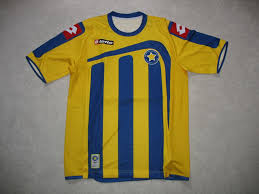 Βρίσκεται σε υψόμετρο 660 μέτρων. Asteras Tripolis Fc Home Baju Bolasepak 2009 2010