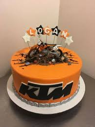 Love This Ktm Cake Bike Cakes Motorbike Cake Cake For Husband