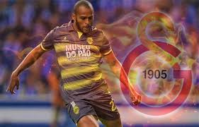 24 yaşındaki stoper, tamamı ilk 11'de olmak üzere 28 müsabakada oynadı ve. Marcao Galatasaray Livespor On Scorum