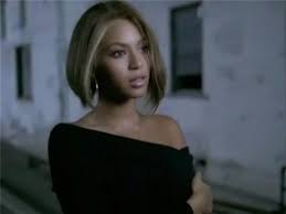 Beyoncé cut her hair really short well at least it won't get stuck in a fan again, another noted. Aah Perfect Sleek Bob From Beyonce S Me Myself And I Music Video Beyonce Short Hair Short Hair Styles Cool Hairstyles