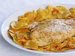 30 minuti ingredienti 500g di persico. Filetto Di Pesce Persico Con Patate Al Forno Ricette Cibo Etnico Patate Al Forno