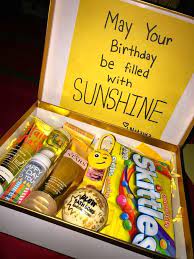 Running short on birthday ideas for your girlfriend? Modern Home Decorations Sculptures Ornaments And Figurines Wall Art And Painti In 2021 Good Birthday Presents Cute Gifts For Girlfriend Birthday Gifts For Best Friend