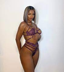 Elinda San - Free sexy pics, galleries & more at Babepedia