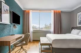 Where is radisson hotel and conference centre london heathrow located? Radisson Hotel Conference Centre London Heathrow