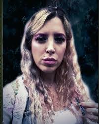 Kimberly Grace's Instagram, Twitter & Facebook