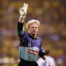 Jeder, der sich nur ein bisschen für fußball interessiert wird kahn als „den titan kennen. Oliver Kahn On Twitter Erst Im Aufgeben Liegt Das Wahre Scheitern Ihr Packt Das Noch Karlsruhersc Ksc Weiterimmerweiter