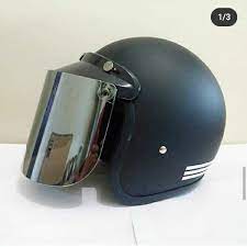 Daftar harga kaca helm cargloss terbaru juli 2021. Jual Helm Bogo Hitam Doff Garis Dengan Kaca Datar Injak Di Lapak Bssport Bukalapak