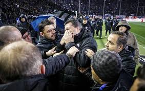 Gate 4 with two massive pyro shows in match against olympiakos. Paok Vs Olympiakos Suspended After Visitors Boss Oscar Garcia Hit In Head With Toilet Roll And Taken To Hospital