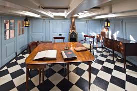 Captains cabin at the back of hms victory. Reisebericht Portsmouth 3 1 Hms Victory Historic Dockyard