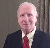 Retired Naval Commander makes DAR presentation