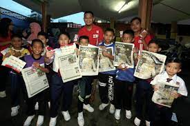 В blogger от юли 2011 г. Sk Sultan Hisamuddin Alam Shah Students Engrossed In Nst S All New School Times