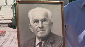 En deux mois, il est passé de 1,80 m à 8 m" : un agave de plus de 70 ans  enfin en fleur