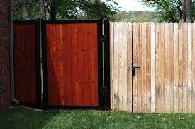 How do you paint a wooden fence? 11 Backyard Fence Ideas Beautiful Privacy For People Pets And Property Perimtec