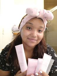 Encapsulated resveratrol and vitamin B3 work together for younger-looking  skin.