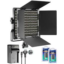 Neewer Dimmable Bi Color 660 Led Video Light 3200 5600k With U Bracket And Barndoor 2 Pieces In 2020 Video Lighting Dslr Camera Camera Photo