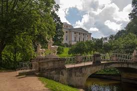 Pawlowsk (russisch па́вловск) ist eine klassizistische ehemalige sommerresidenz der russischen zaren, nebst der gleichnamigen stadt mit 16.087 einwohnern (stand 14. Pavlovsk Park And Palace Russia Foto Gosudarstvennyj Muzej Zapovednik Pavlovsk Tripadvisor