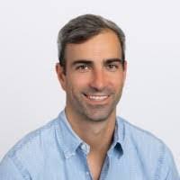 Sean Raftery's Instagram, Twitter & Facebook