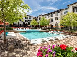 Our apartments feature efficient appliances, a dishwasher, extra storage, a balcony or patio, washer and dryer connections, skylights, and stunning views. 2 Bedroom Apartments For Rent In Irving Tx Forrent Com