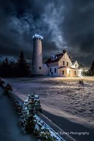 Hold Steadfast Men The Storm Is Passing Lighthouse Pictures Beautiful Lighthouse Lighthouses Photography