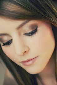 60 Idees Pour Le Maquillage Yeux Marrons Archzine Fr Maquillage Yeux Marrons Maquillage Yeux Maquiller Yeux Marrons